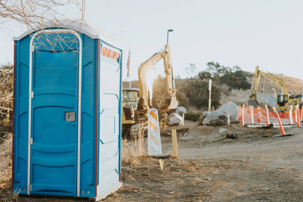 Best Porta potty delivery and setup  in San Diego, TX